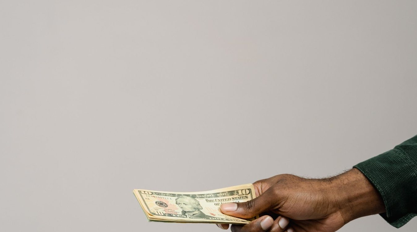 Navigation - link to business/money